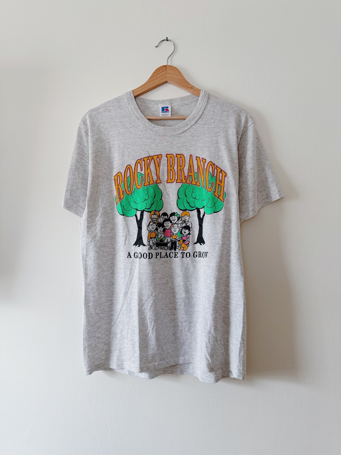 Single Stitch Daycare Tee (L)