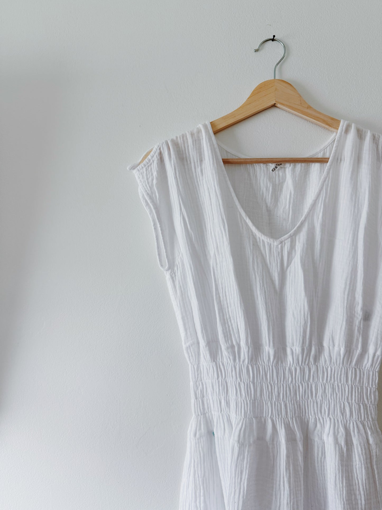 White Muslin Dress (M)