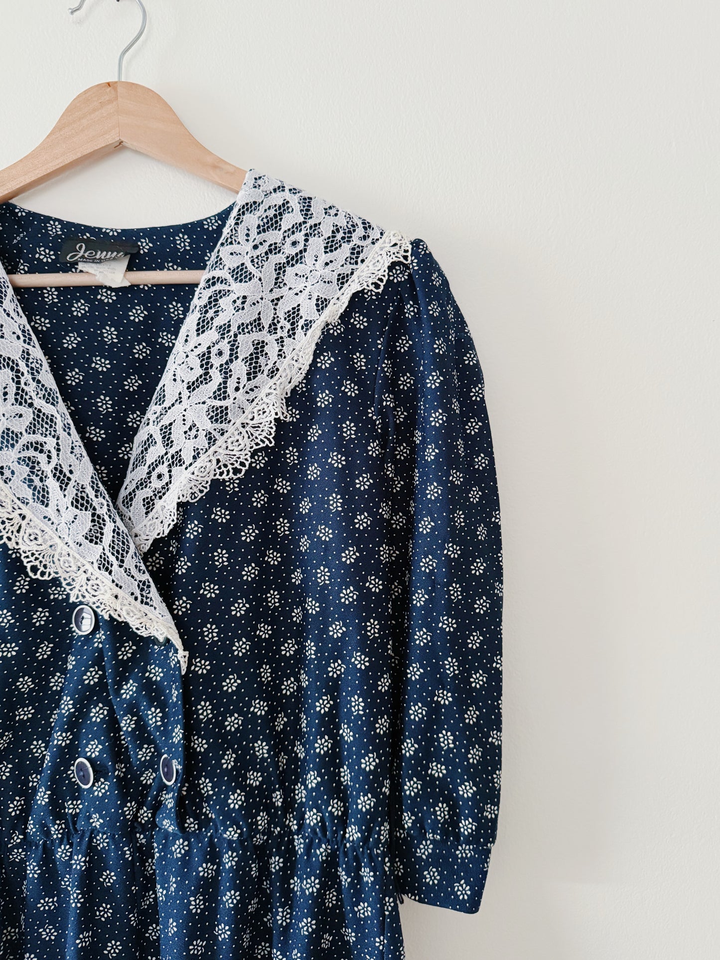 Vintage Floral Dress (10)