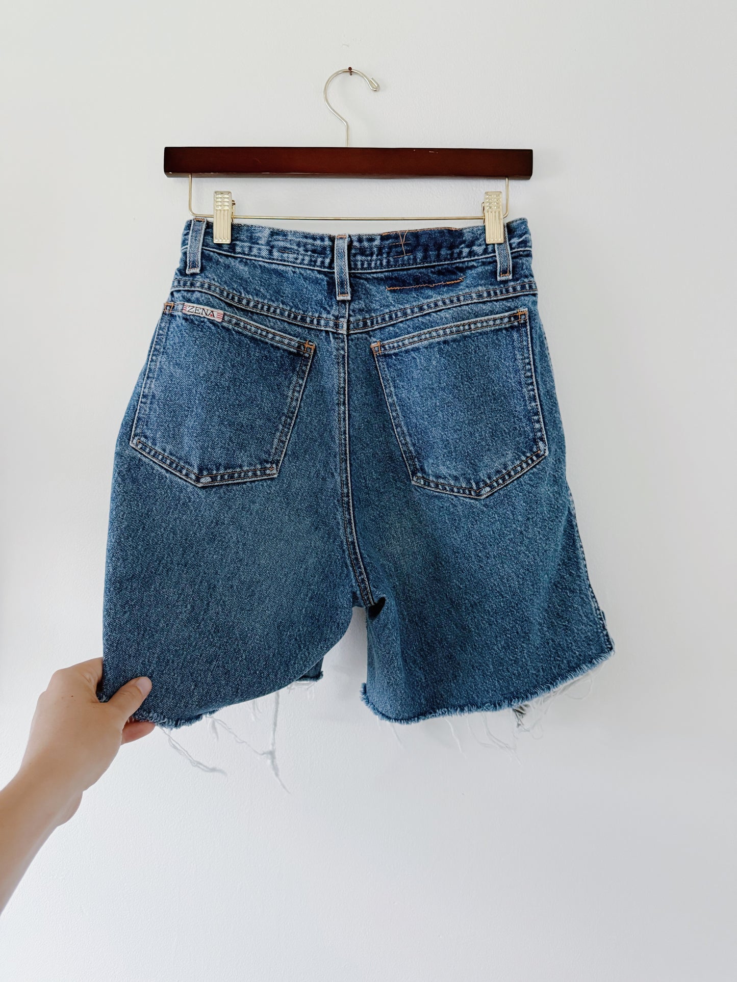 Vintage Cut Off Shorts (28x6)