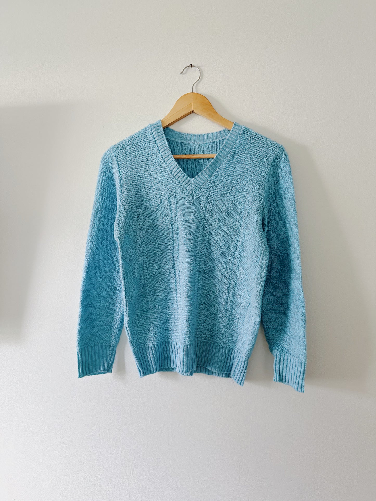 Vintage Light Weight Sweater