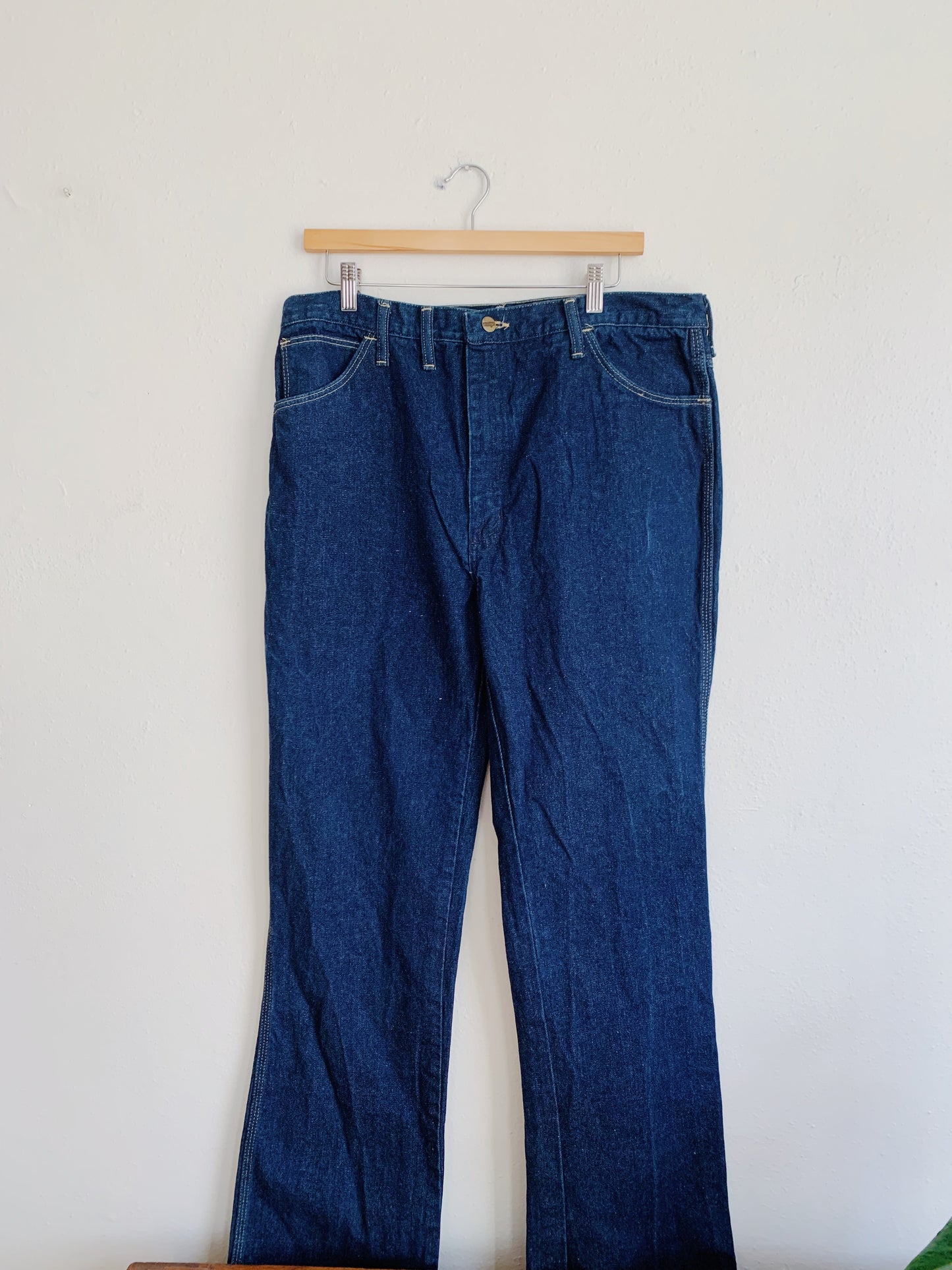 Vintage Wrangler Jeans (36x32)