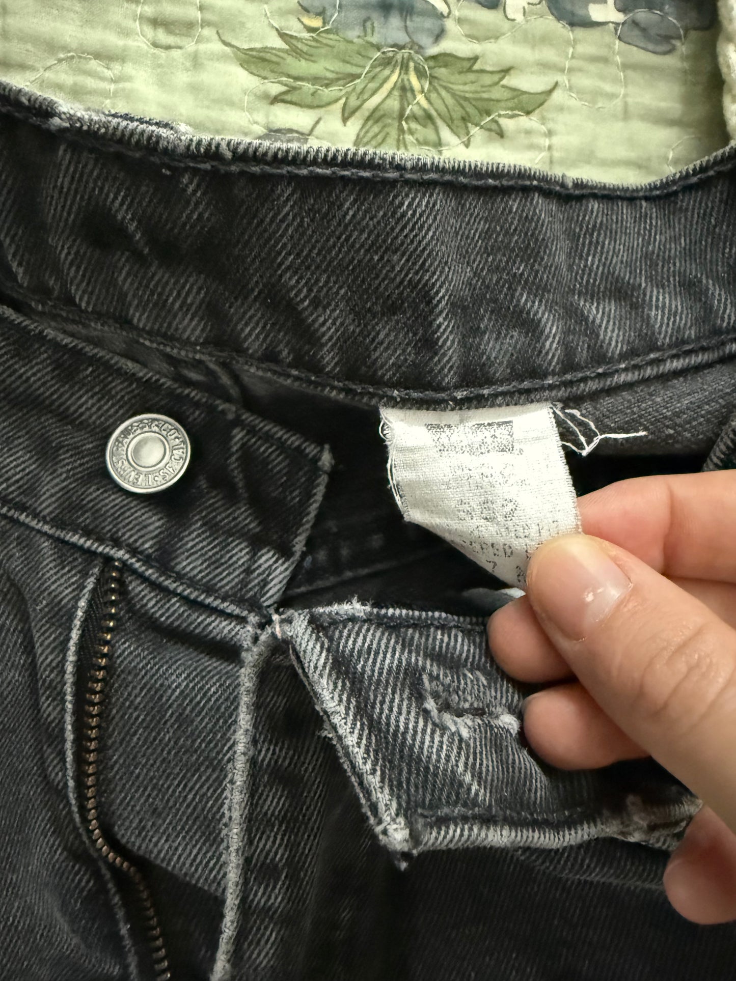 Orange Tab Levi Jeans (28x27.5)