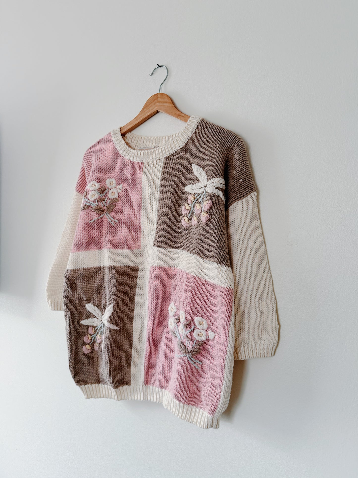 Vintage Floral Sweater Top