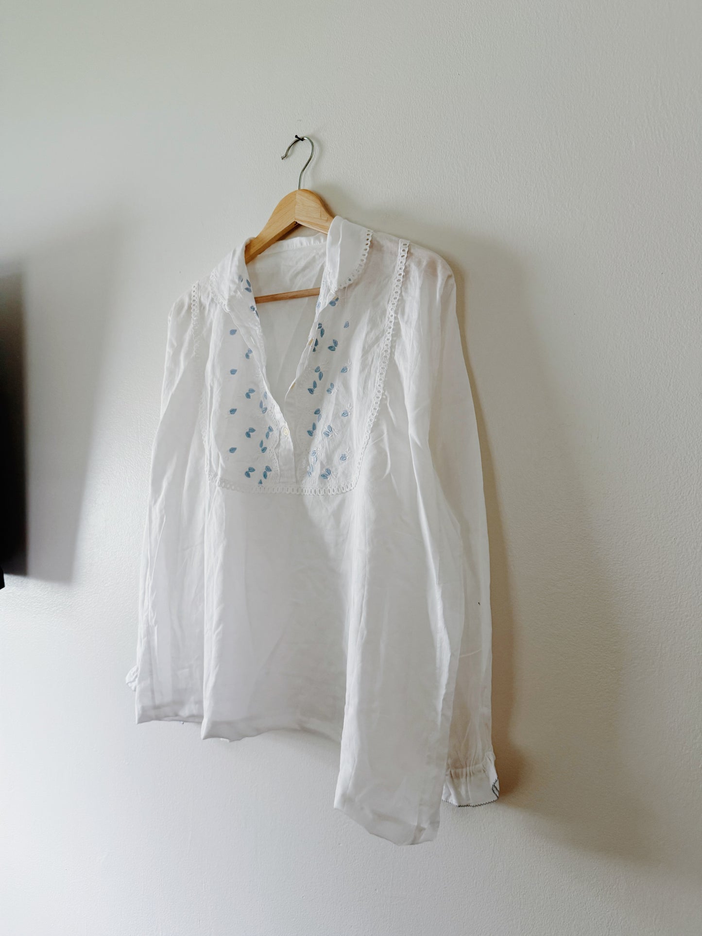 Cleobella Flowy Top with Embroidered Sleeves (S)