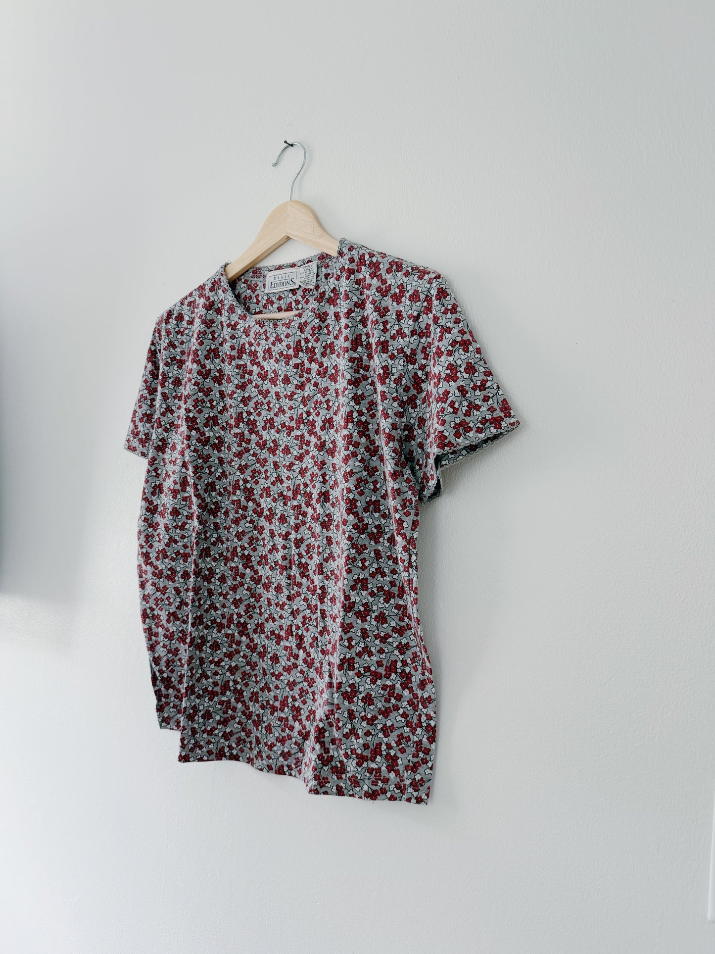 Floral Tee with Lace Detail (S)
