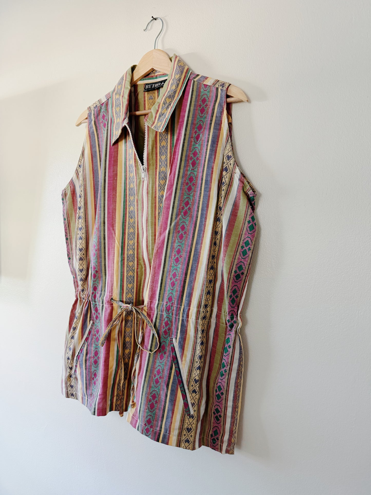 Vintage Zip Up Top (XL)