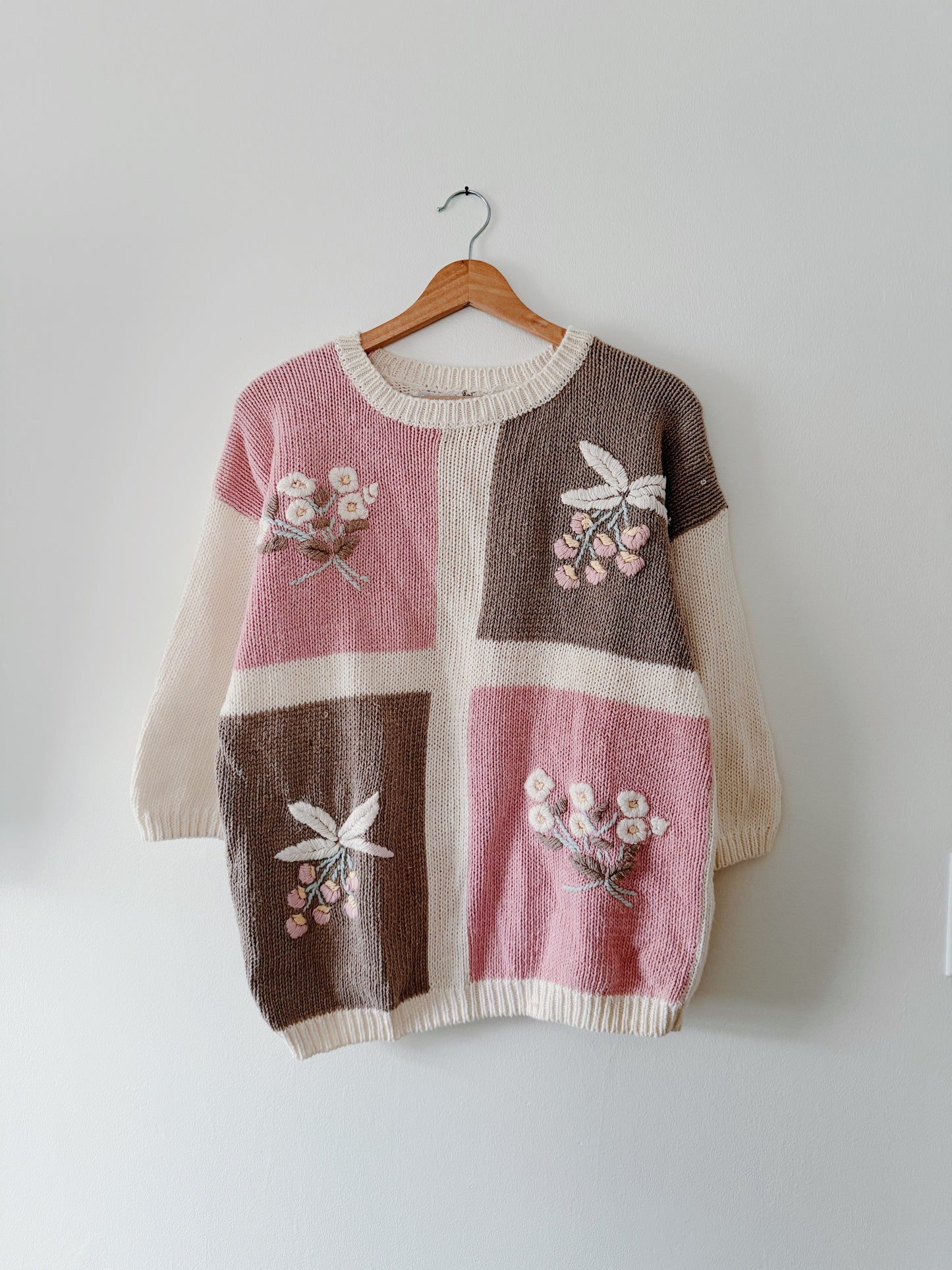 Vintage Floral Sweater Top