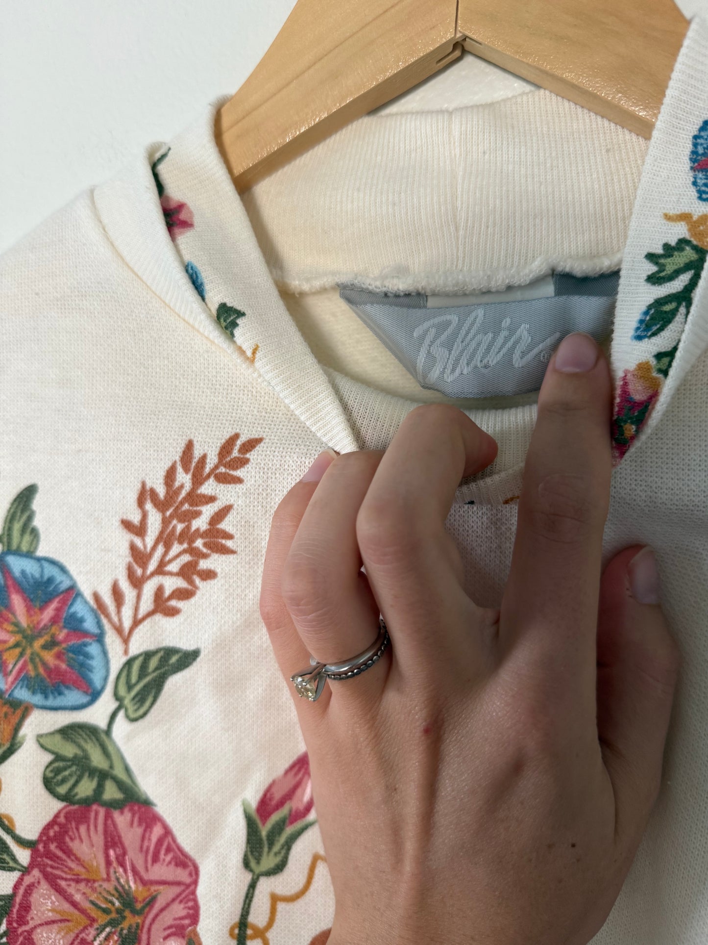 Vintage Floral Crewneck (M)