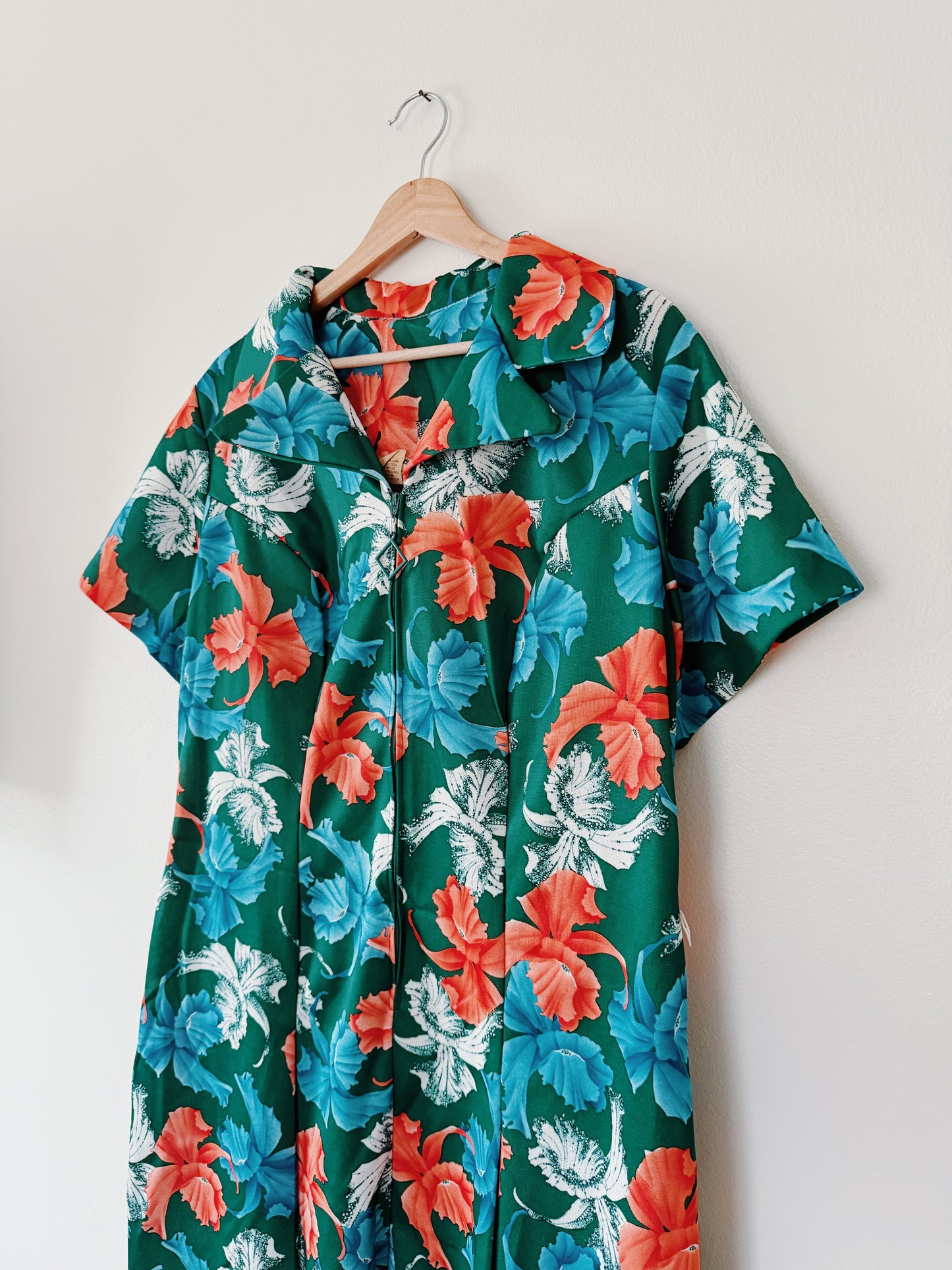 Vintage Hawaiian Print Dress