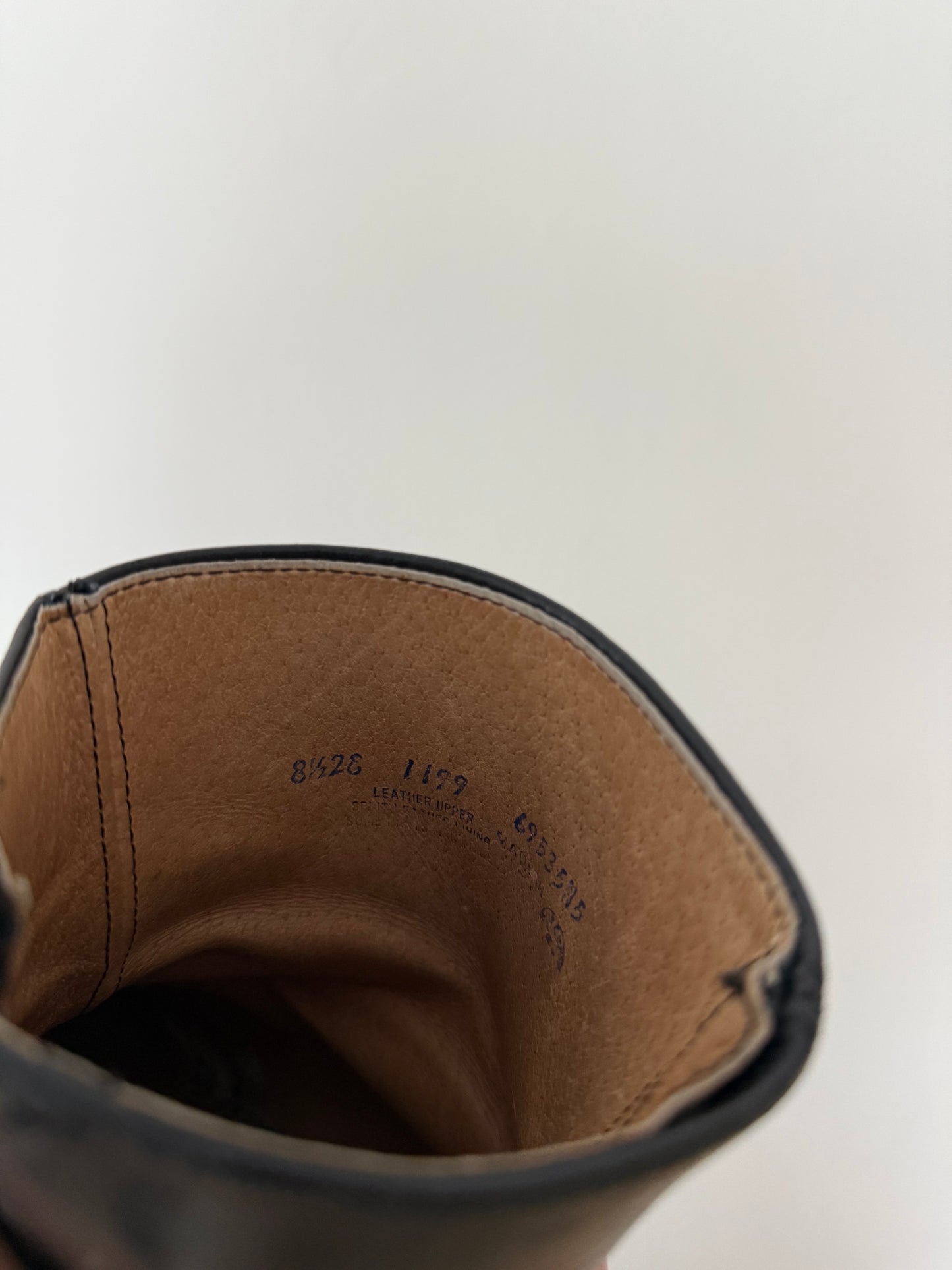 Black Cowboy Boots (M8.5)