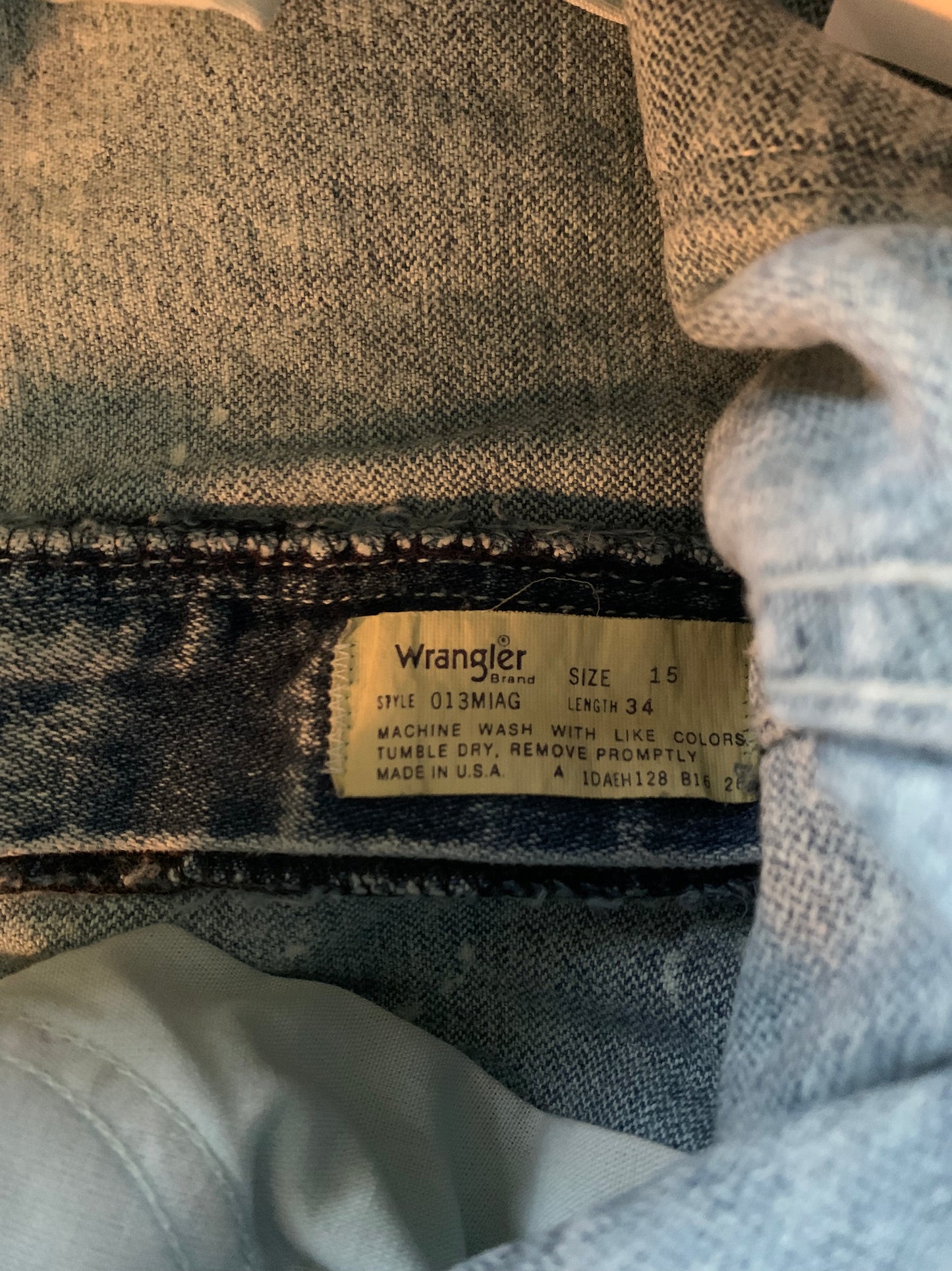 Vintage Wrangler Acid Wash Jeans (32x33)