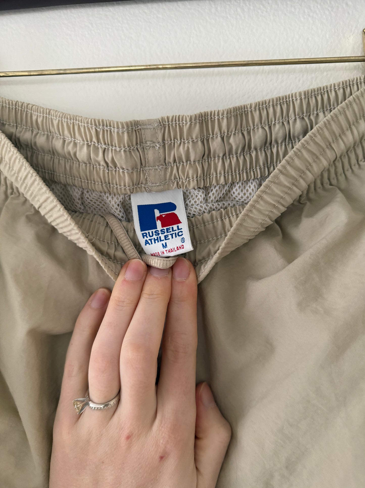 Russell Athletic Shorts (M)