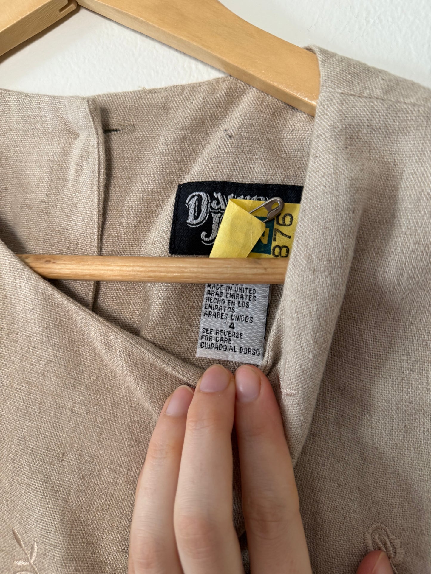 Embroidered Linen Top with Button Back (4)