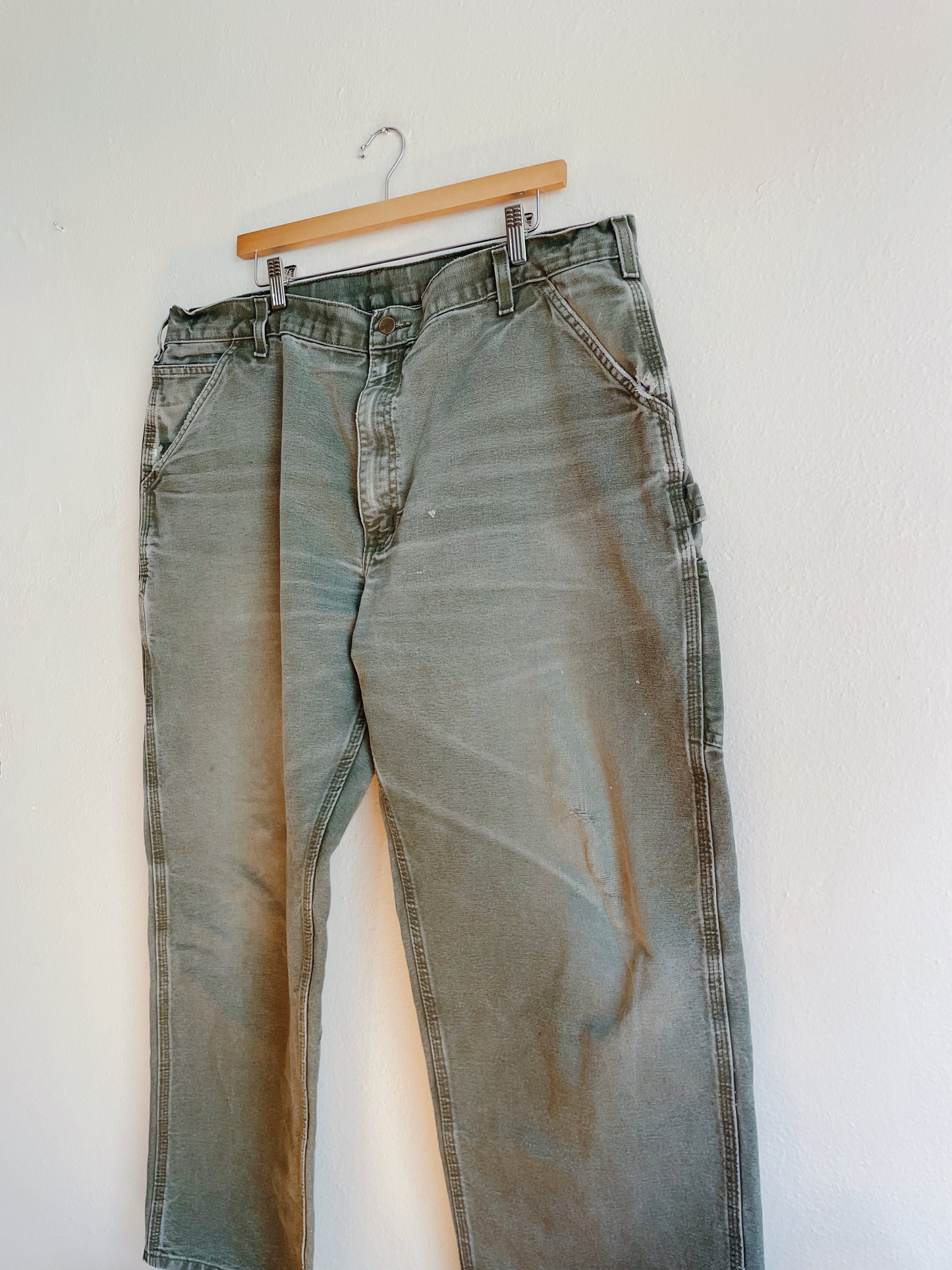 Green Carhartt Jeans (40x29)
