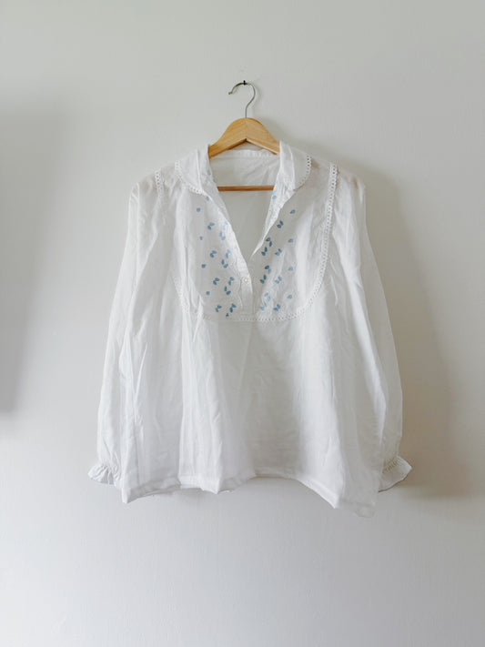 Cotton Top with Embroidered Detail (L)