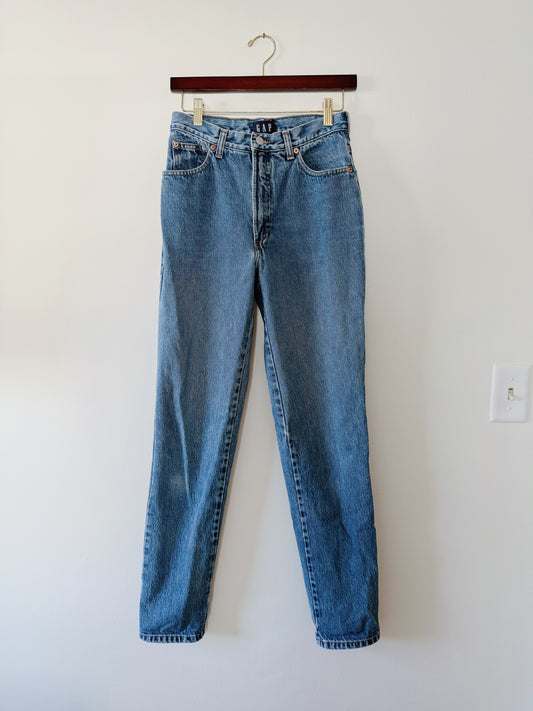 Gap High Rise Mom Jeans (28x30)