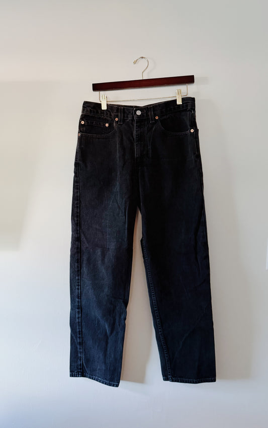 Black 550 Levis (33x32)
