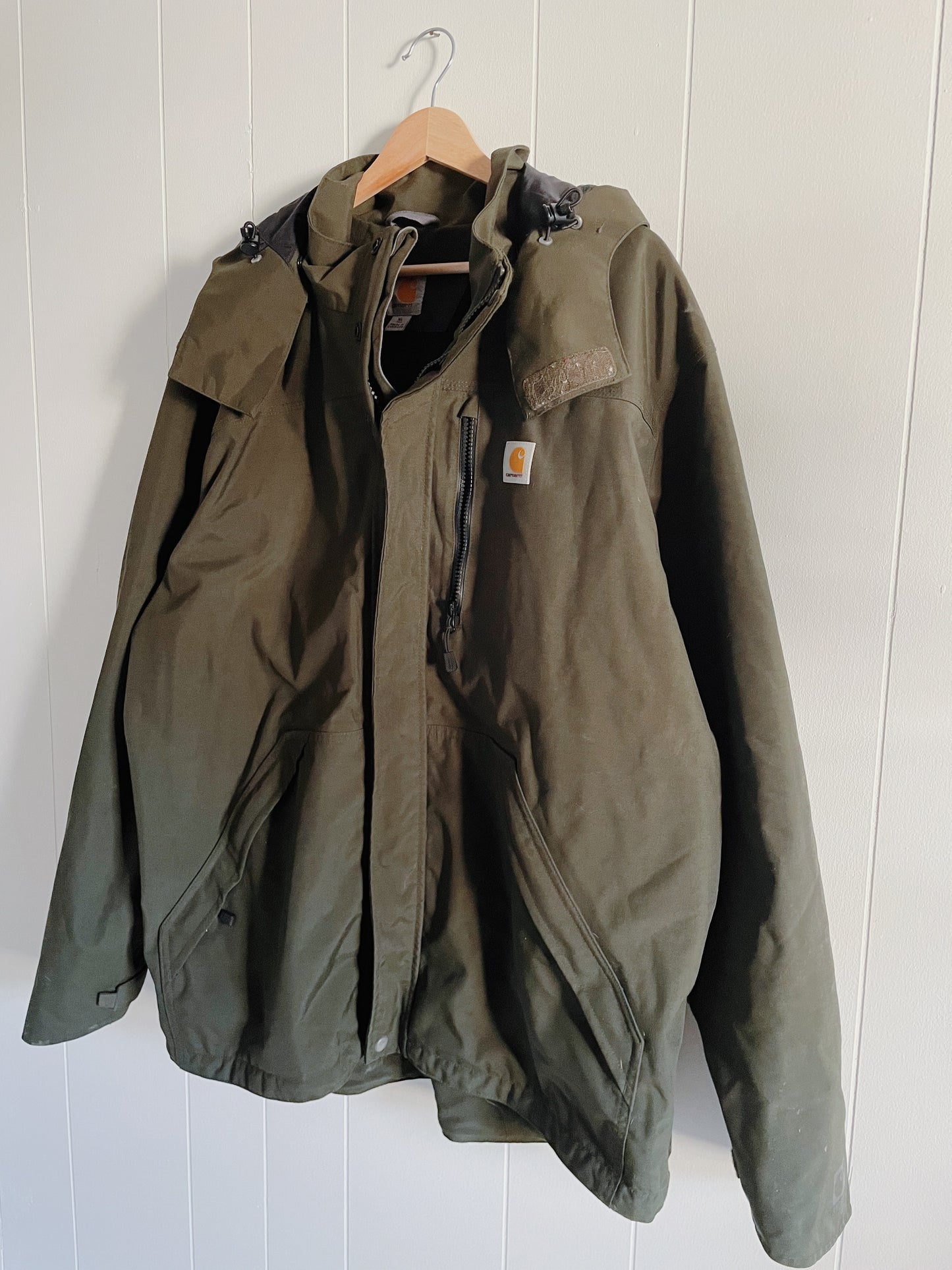 Green Carhartt Jacket (XL)