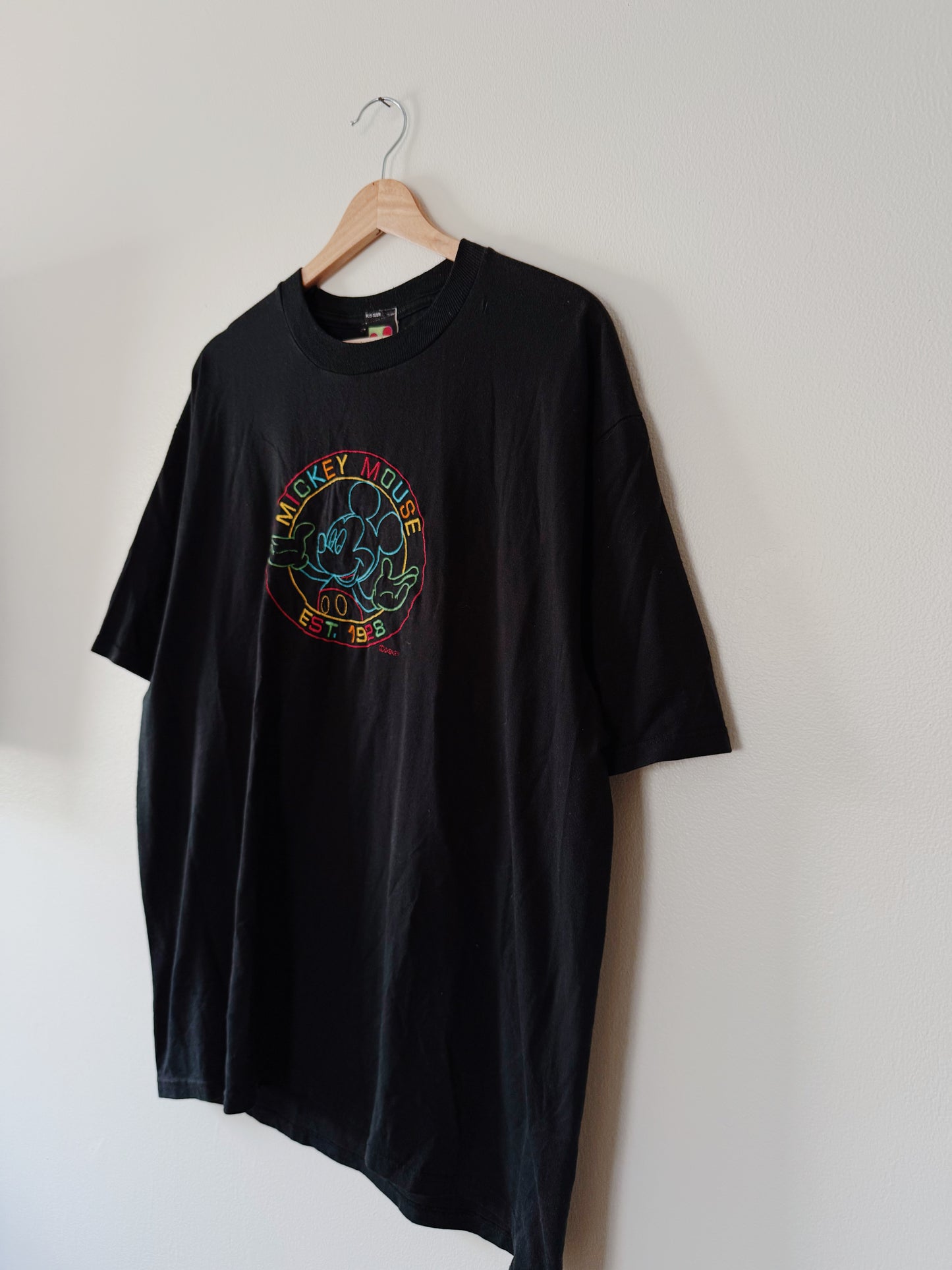 Vintage Embroidered Mickey Tee (XL)
