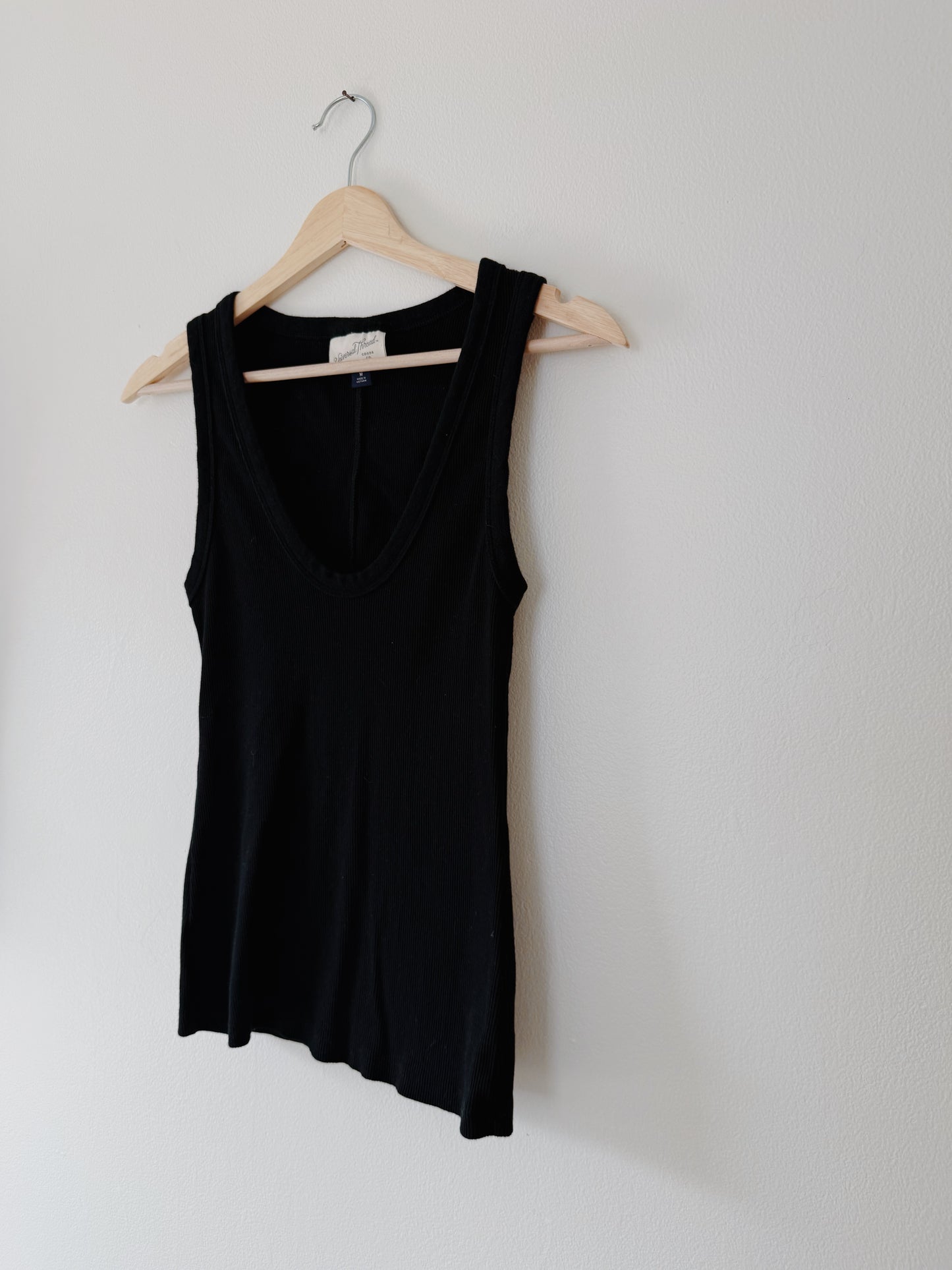 Black Scoop Tank (M)