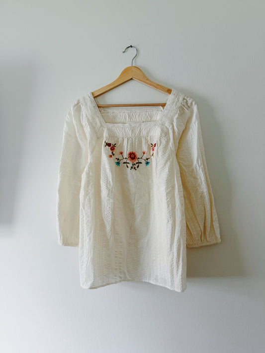 Embroidered Floral Top (XL)