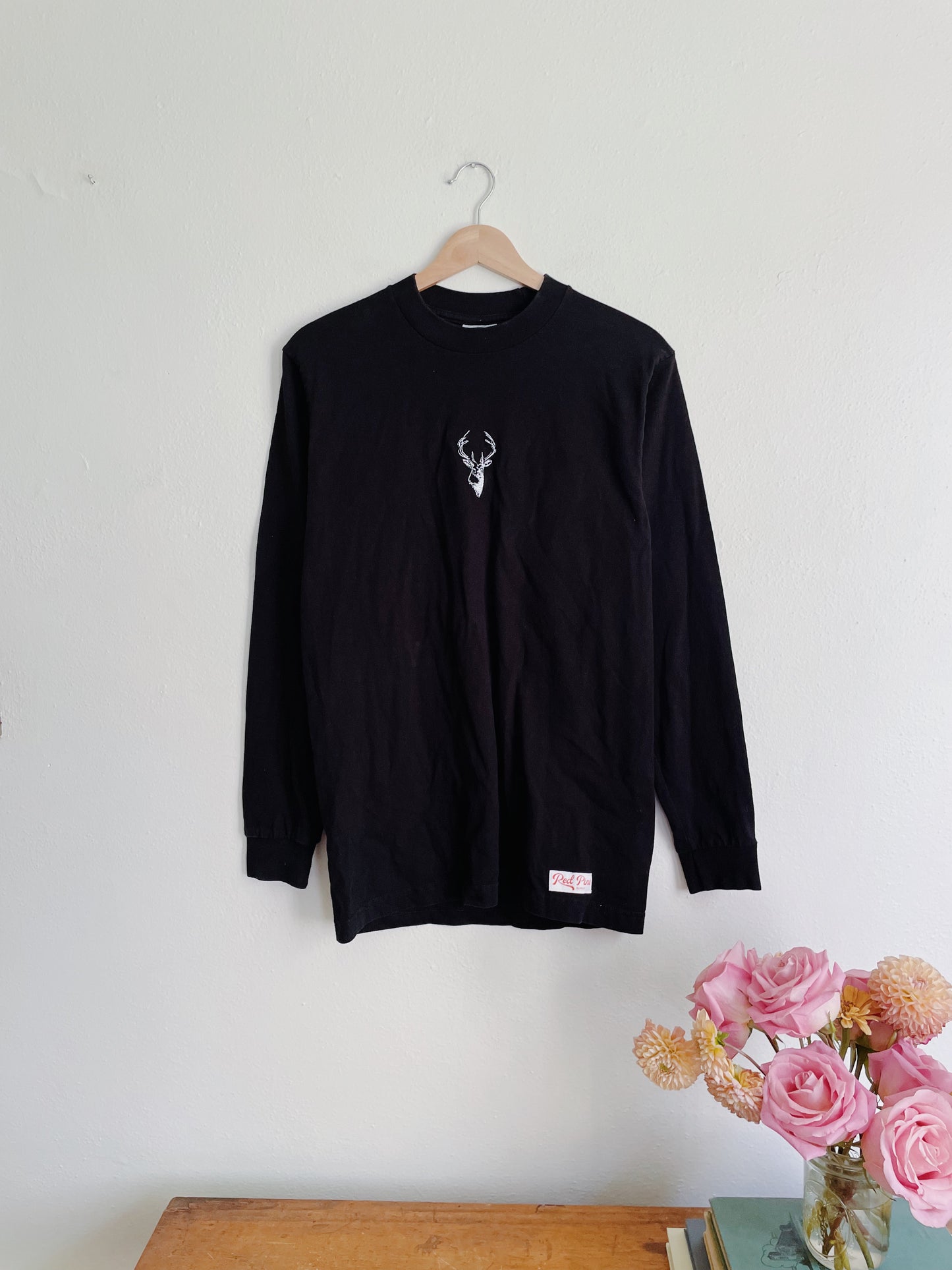 Embroidered Elk Longsleeve