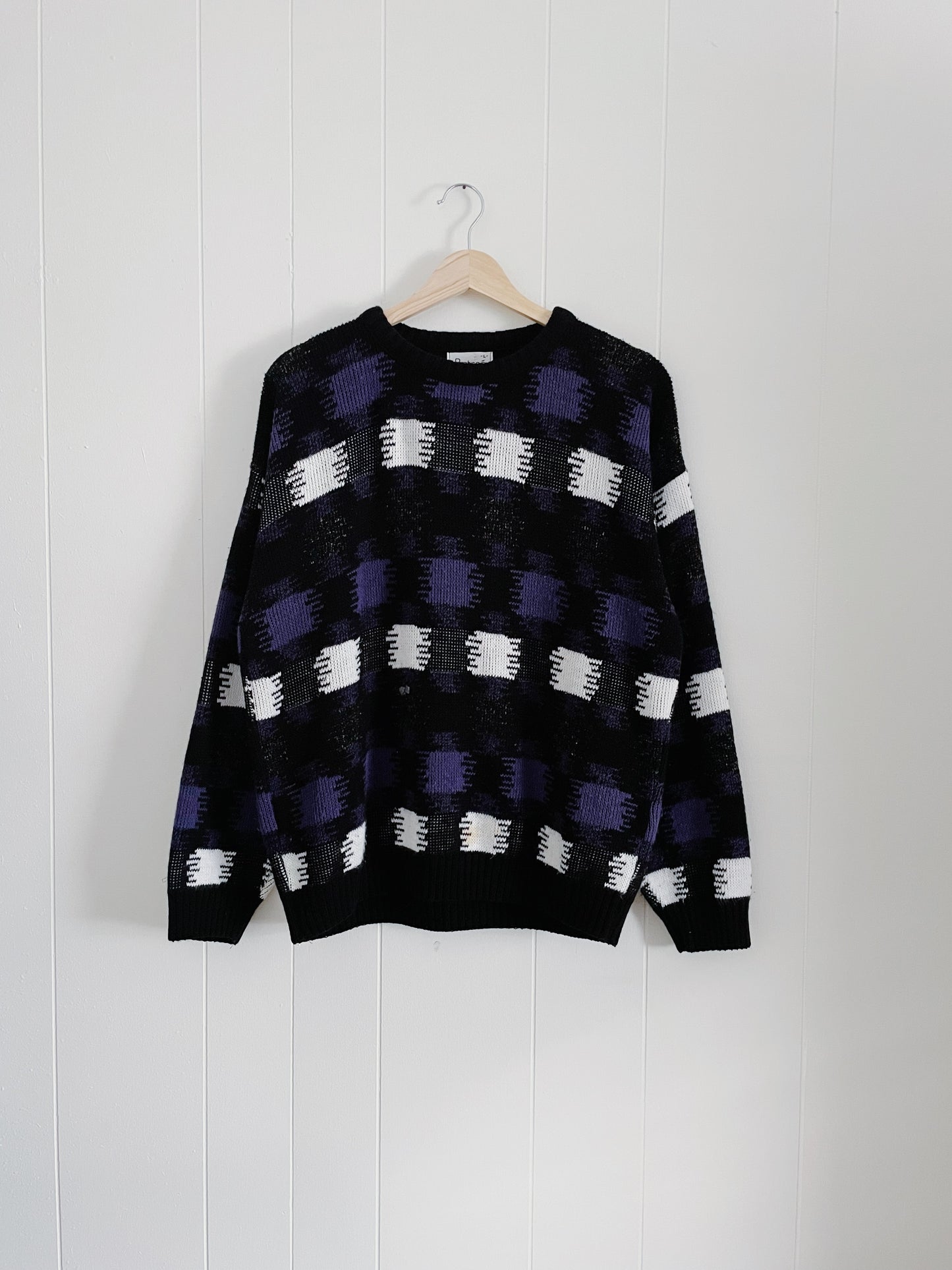 Vintage Patterned Sweater (L)