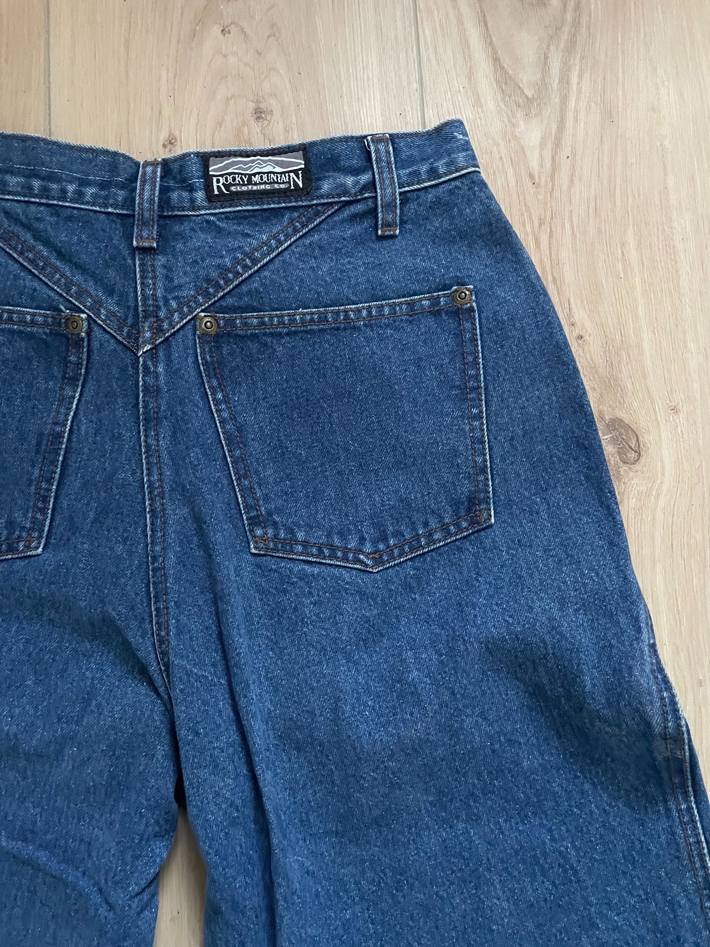 Vintage Rocky Mountain Jeans (31x35)