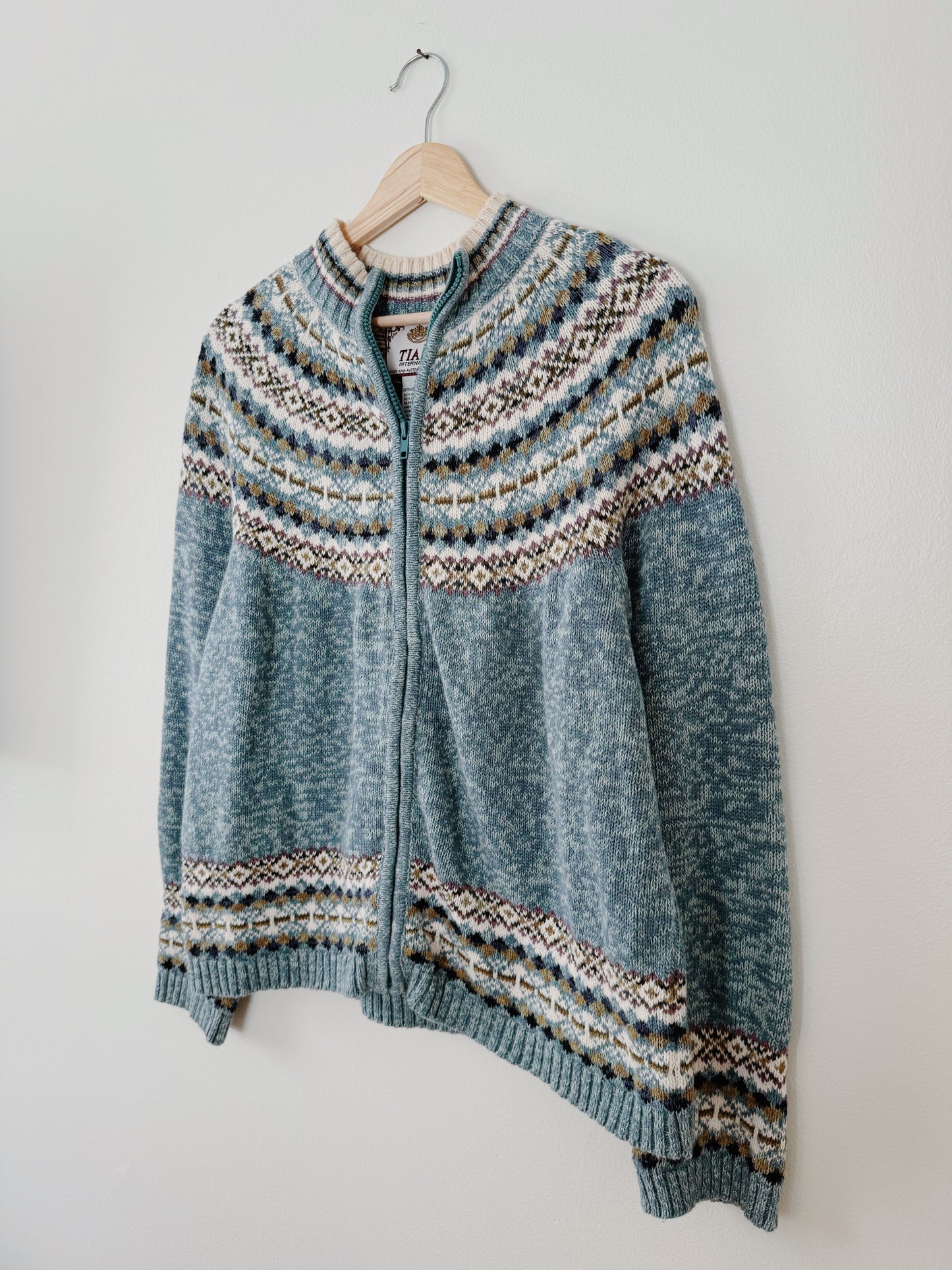 Fair of Isle Style Cardigan (XL)