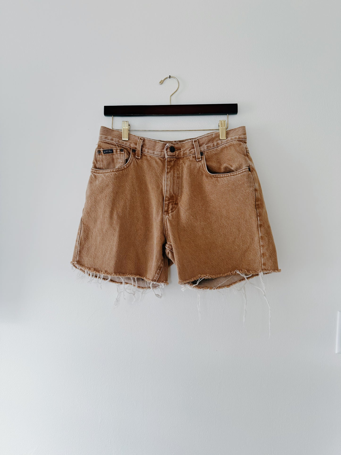 Vintage Tan Cut Off Lee Shorts (30x5)