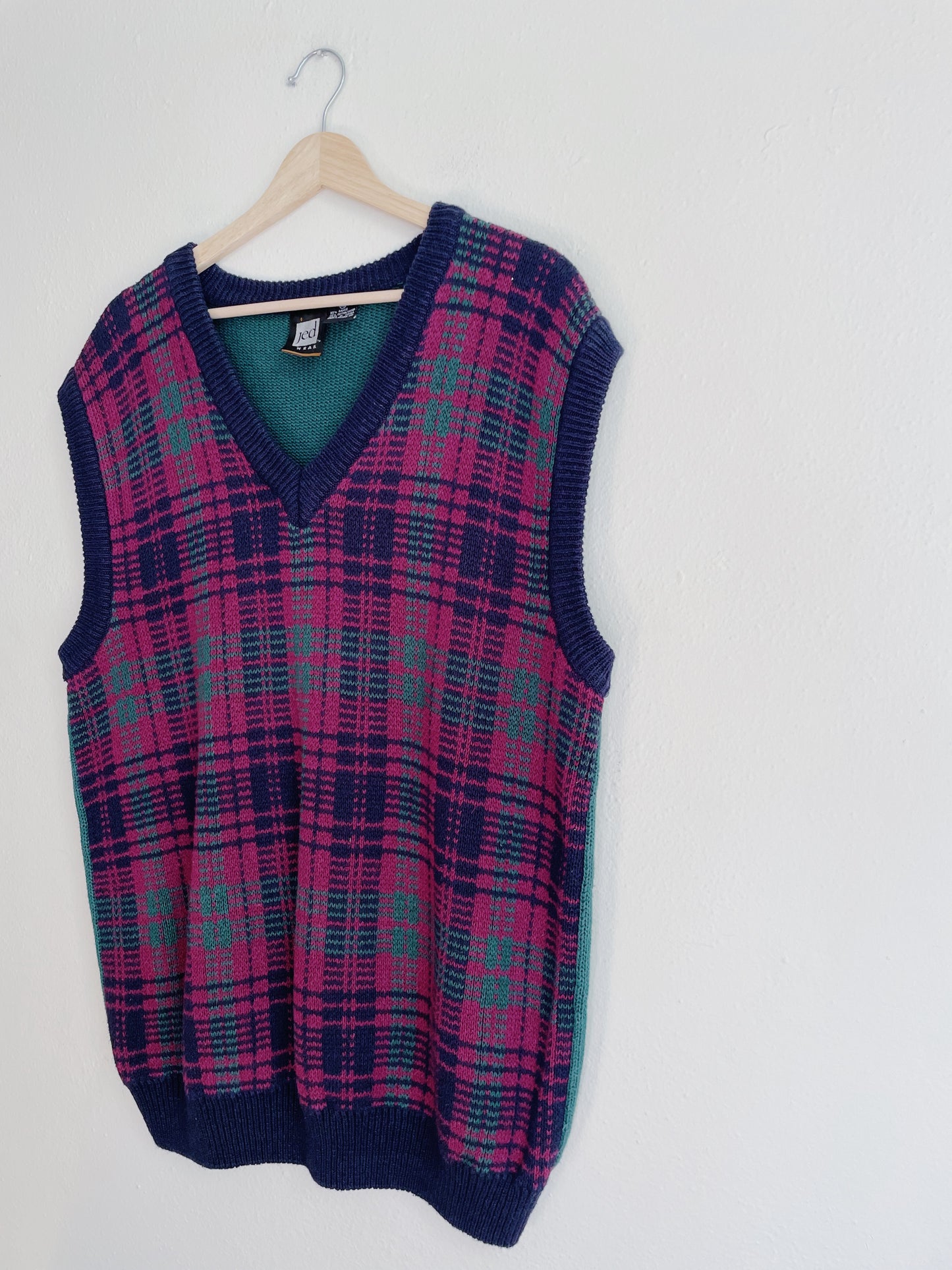 Sweater Vest (XL)