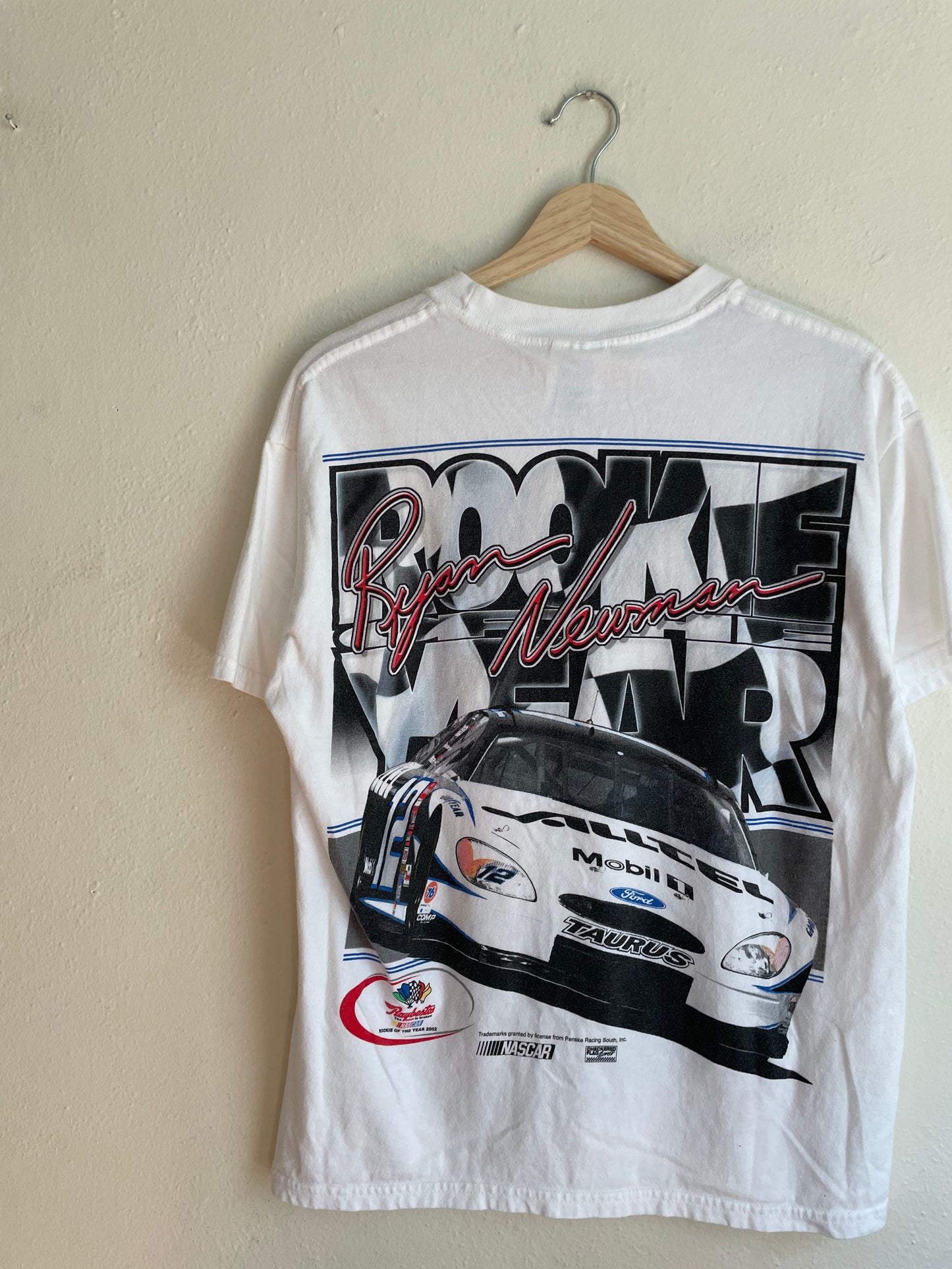 2002 Rookie of the Year Nascar Tee ( M )