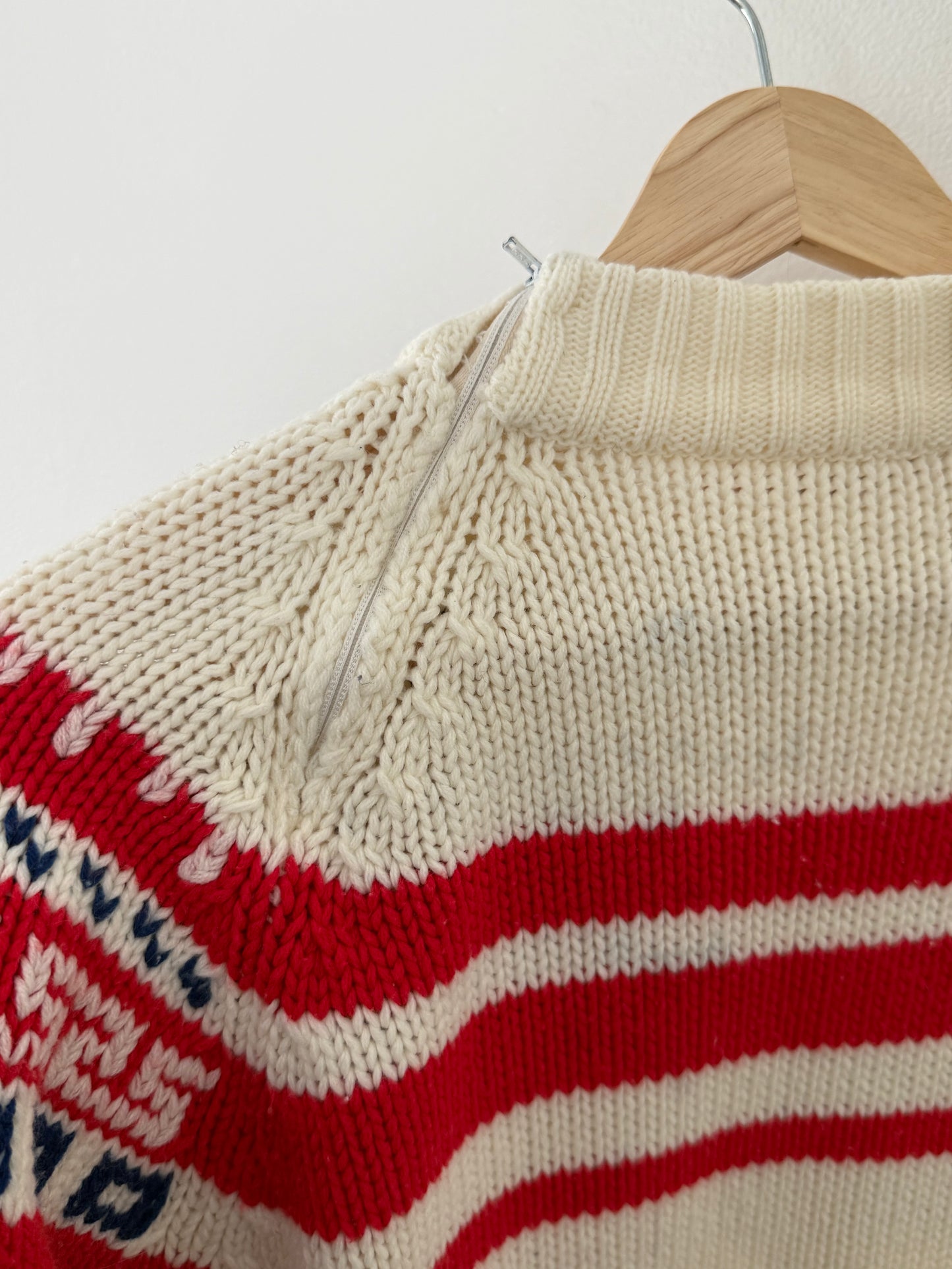 Vintage Sweater (L)