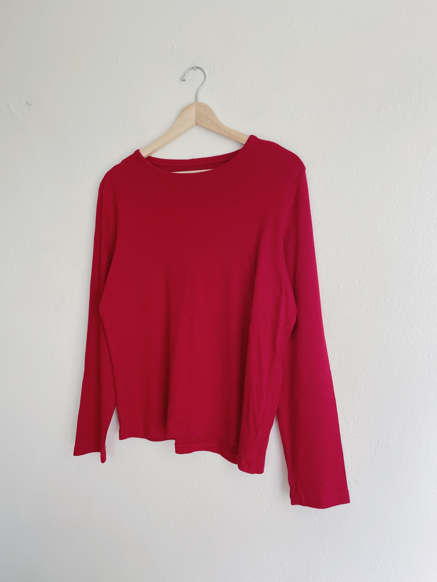 St. Johns Bay Red Long Sleeve (L)