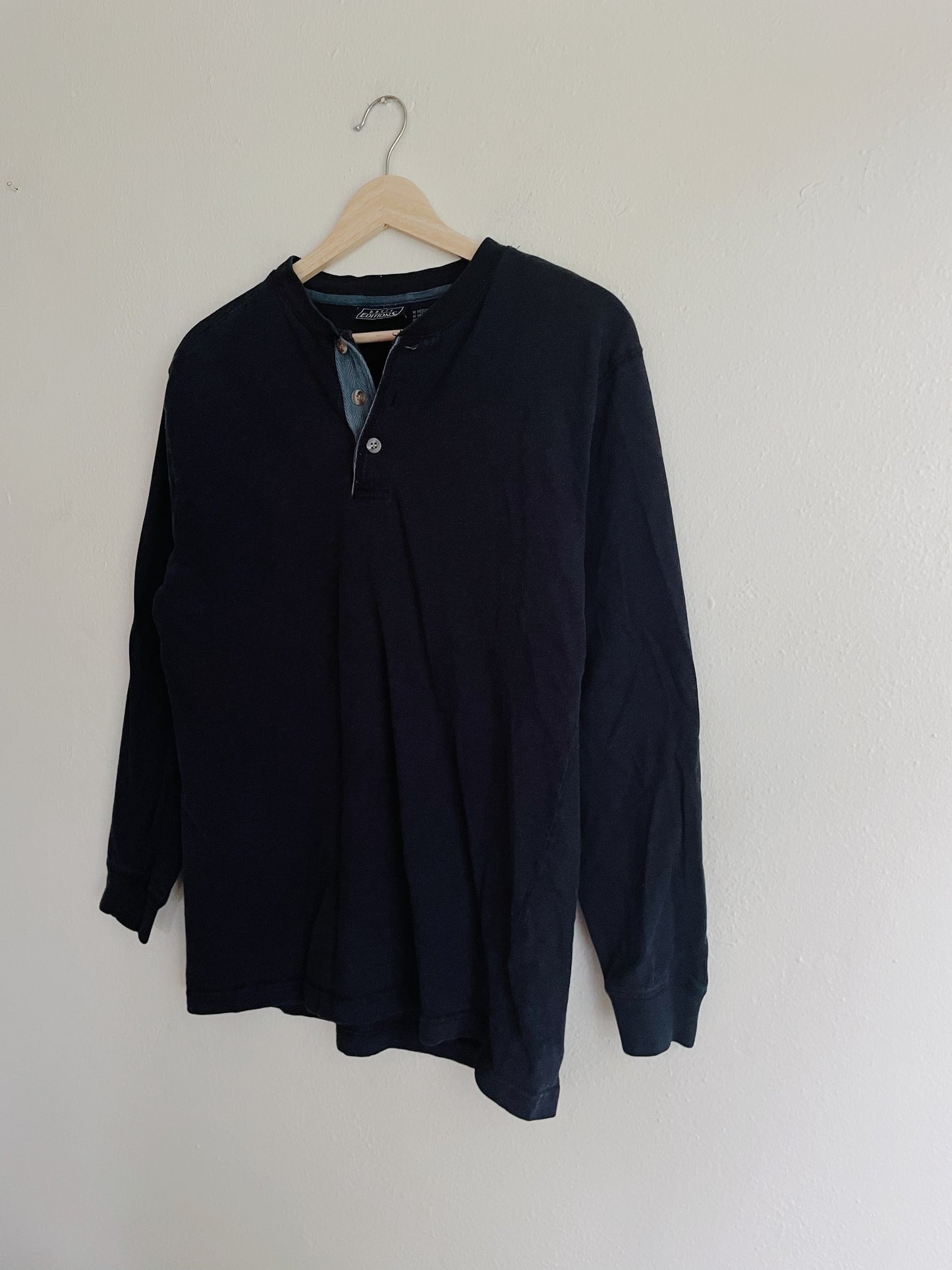 Long Sleeve Henley (M)