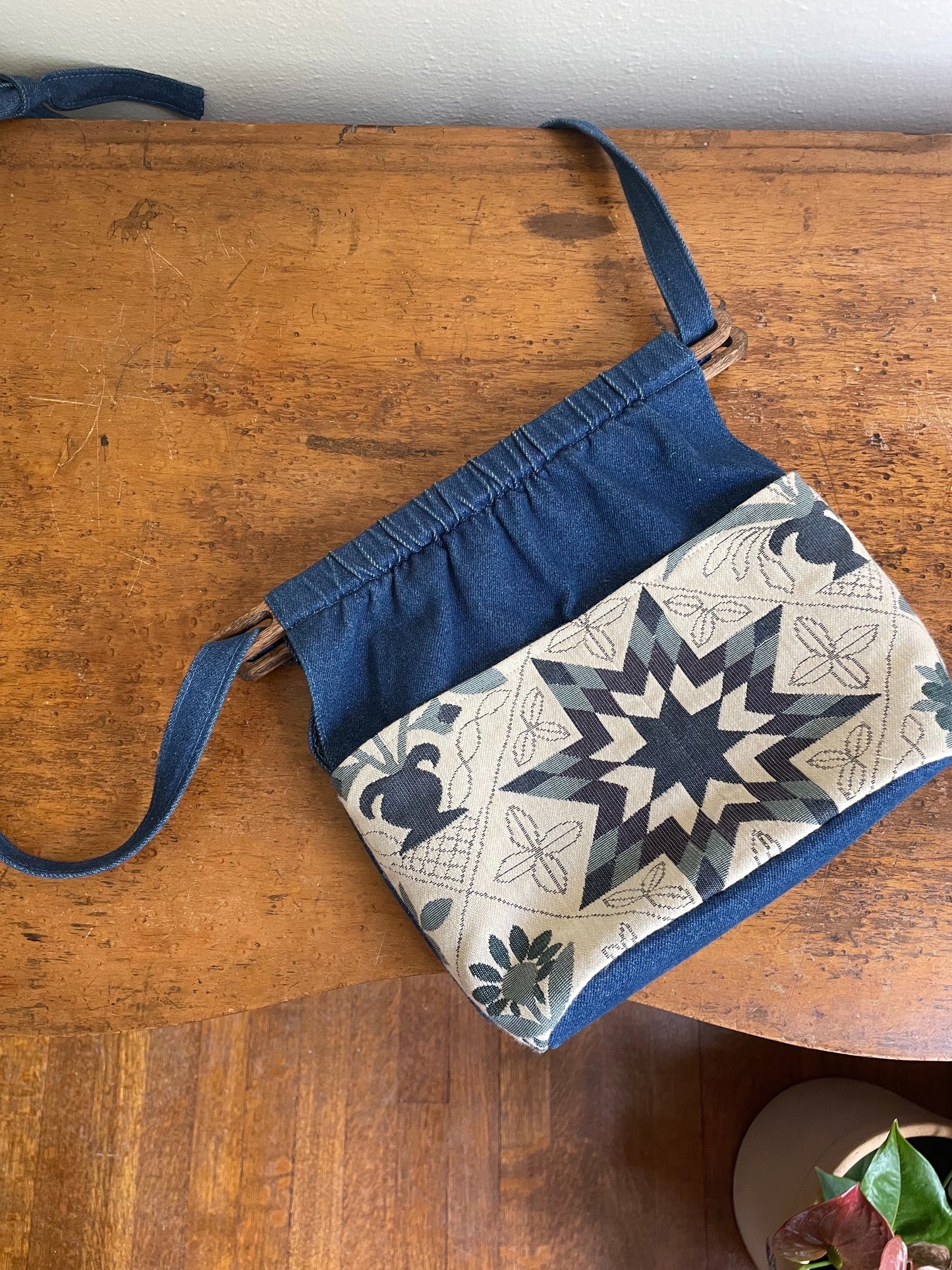 Quilt Bag with Adjustable Strap